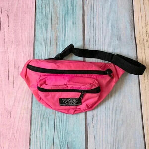 Hot pink vintage 80s Fanny pack